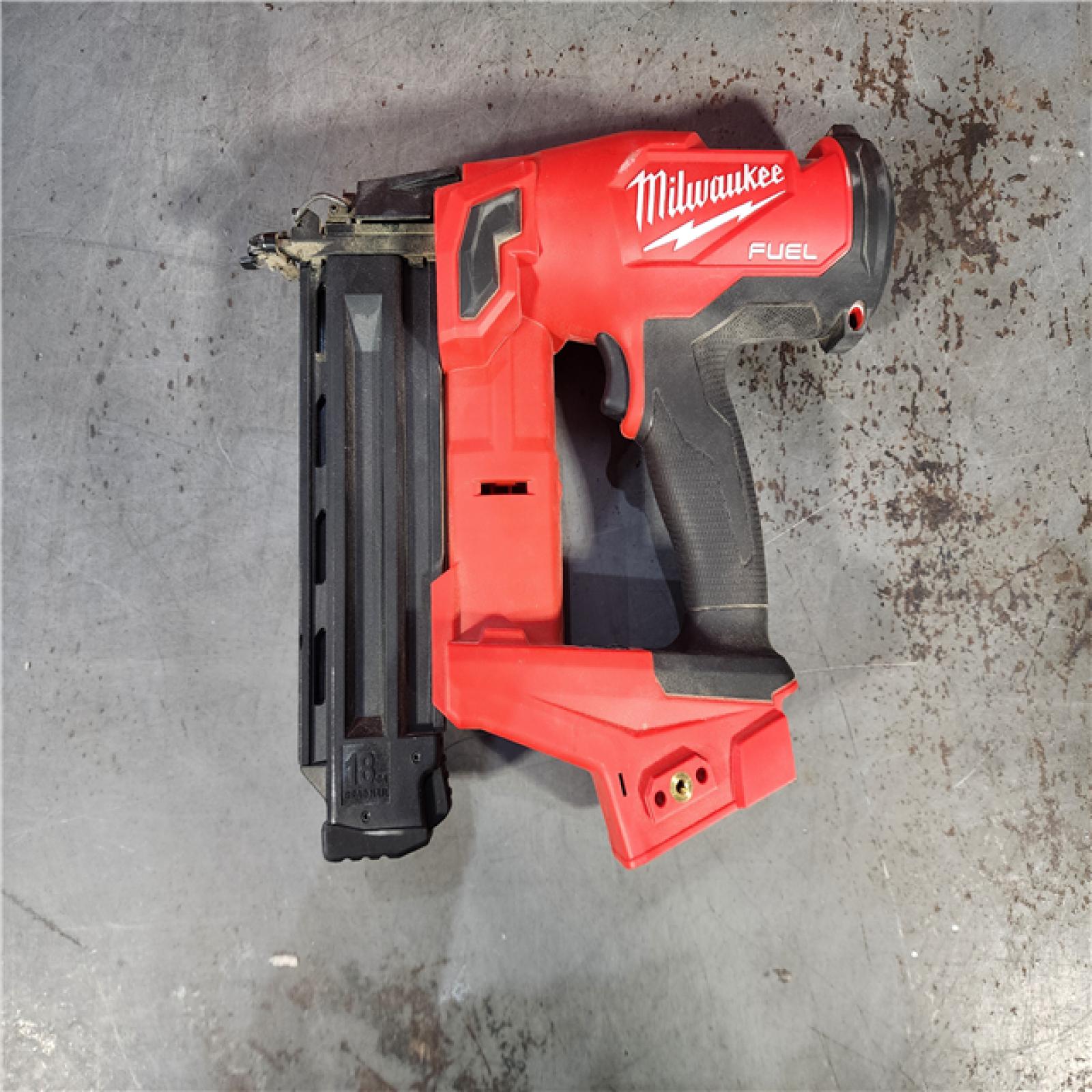 HOUSTON LOCATION - AS-IS Milwaukee M18 Fuel 18V Brushless 18-Gauge Brad Nailer 2746-20 (Bare Tool)