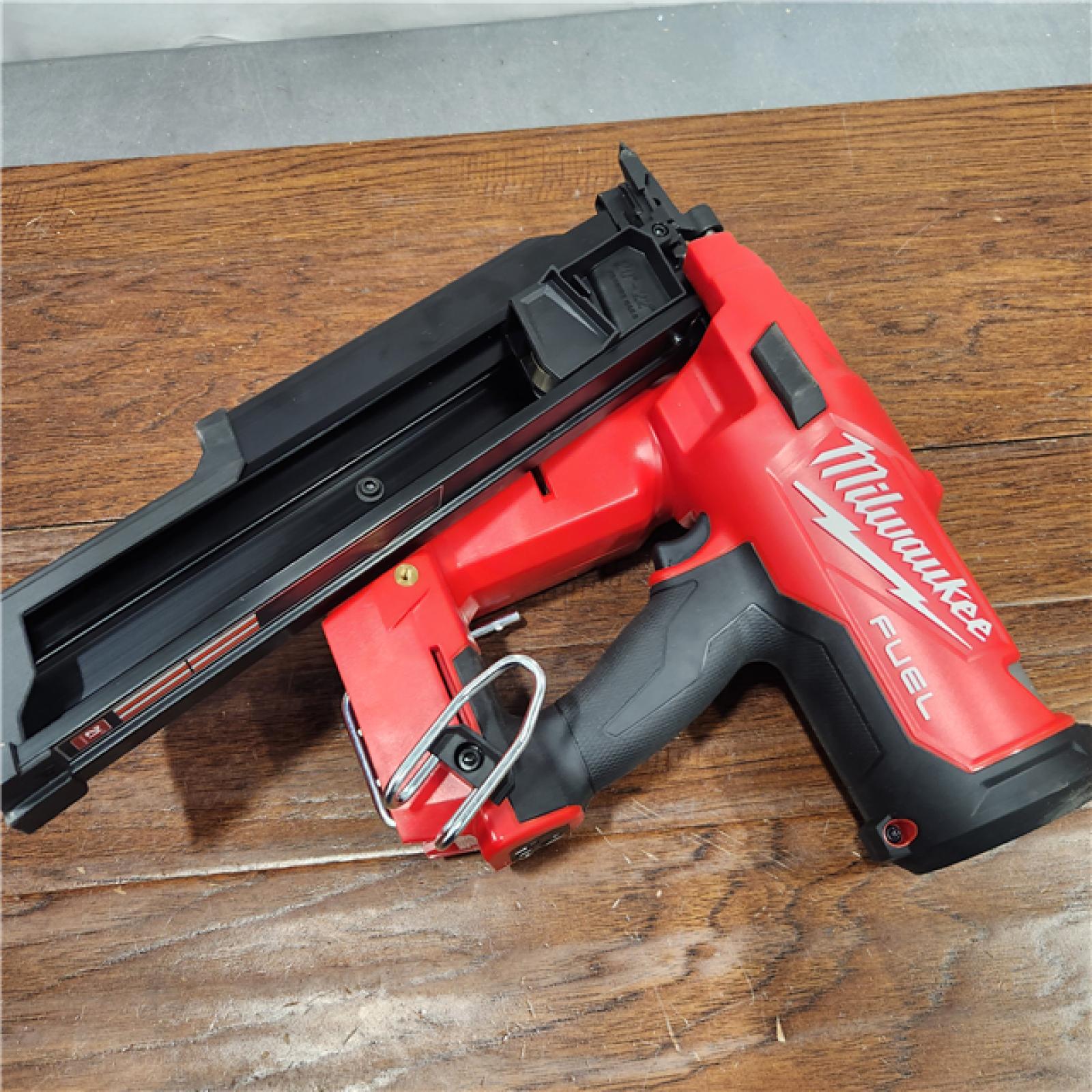 AS-IS Milwaukee 2744-20 M18 FUEL 21-Degree Cordless Framing Nailer (Tool Only)