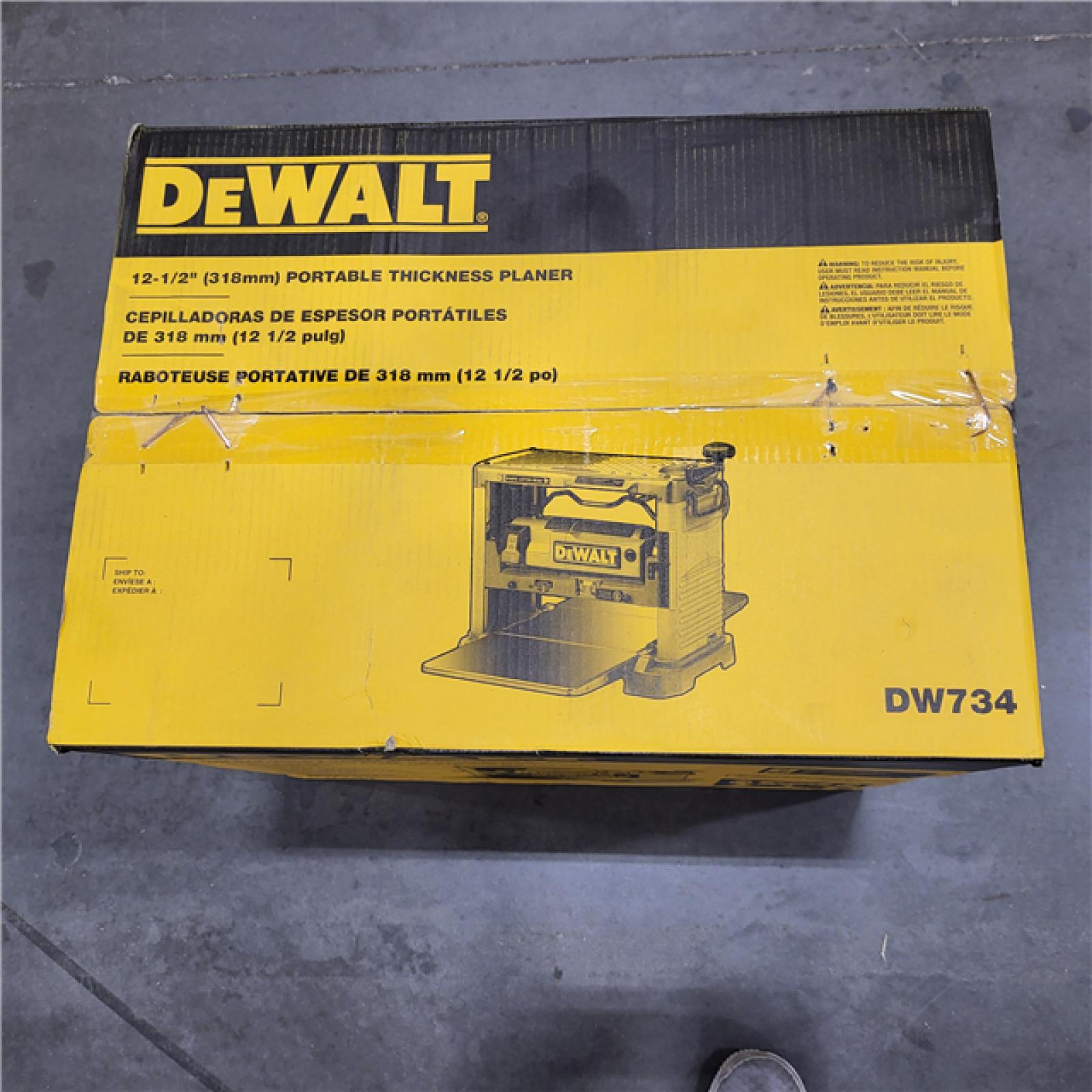 NEW! DEWALT 15 Amp Corded 12.5 in. Bench Planer