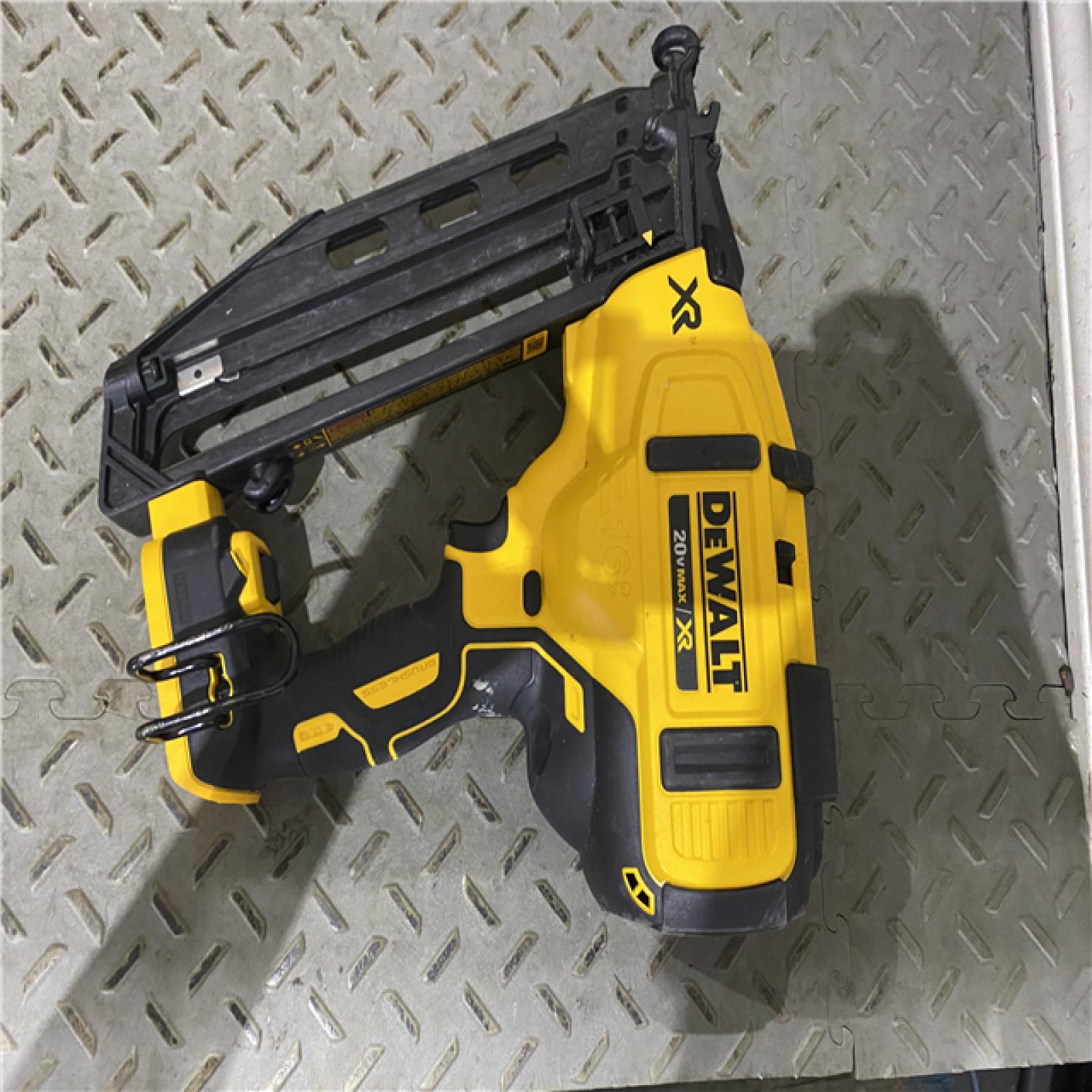 Houston location AS-IS DeWalt DCN660D1 20V 16 Gauge Cordless Angled Finish Nailer  ONLY TOOL