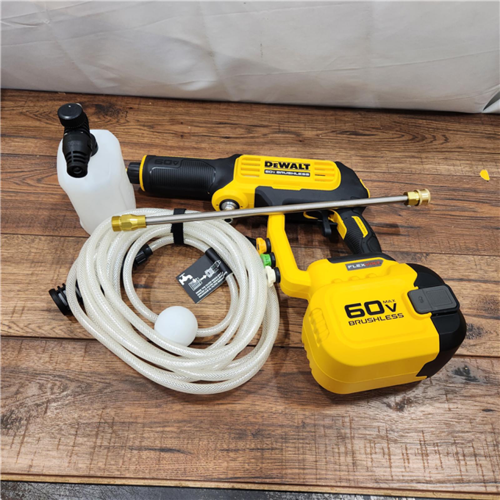 AS-IS DeWalt FLEXVOLT 60V MAX 1000 PSI 1.0 GPM Brushless Cordless Power Cleaner (Tool Only)