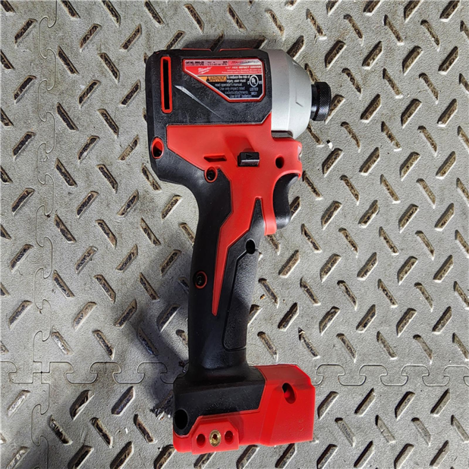 HOUSTON LOCATION - AS-IS Milwaukee M18 18-Volt Lithium-Ion Brushless Cordless 1/4 in. Impact Driver (BATTERY & CHARGER))