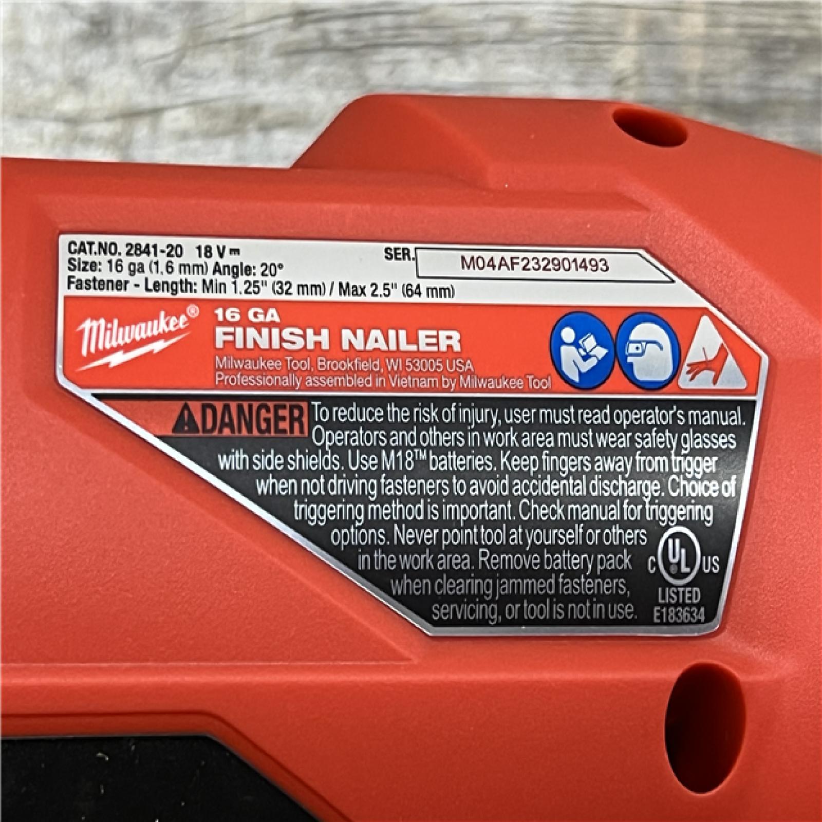 AS-IS Milwaukee 2841-20 18V Cordless Gen II 16 Gauge Angled Finish Nailer (Tool Only)