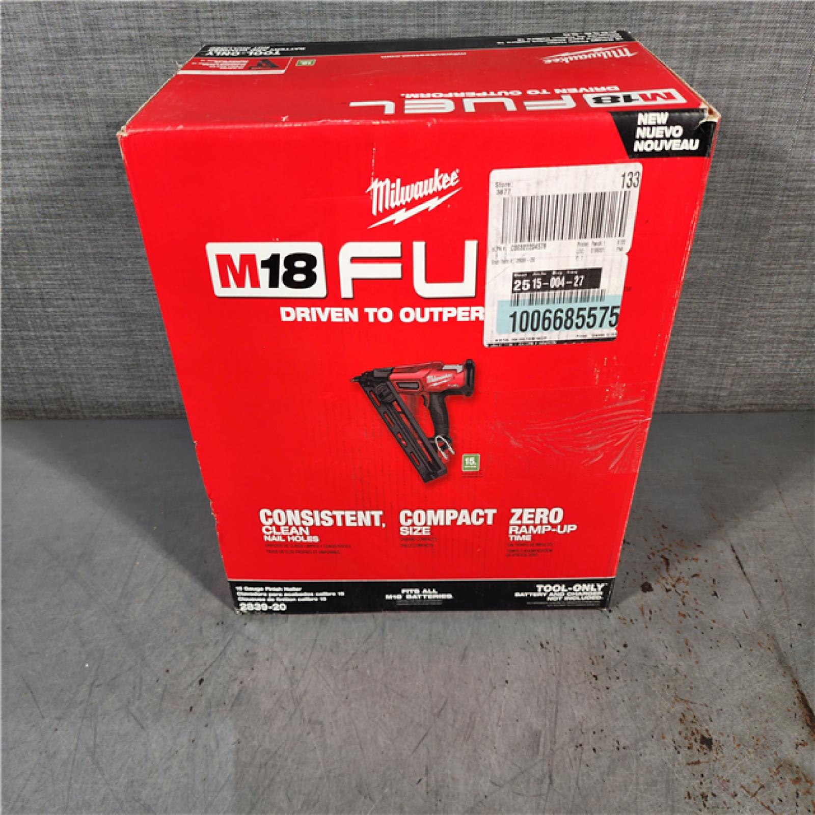 HOUSTON LOCATION - AS-IS Milwaukee 2839-20 M18 FUEL 15 Ga. 18 Volt Brushless Angled Finish Nailer (TOOL ONLY)