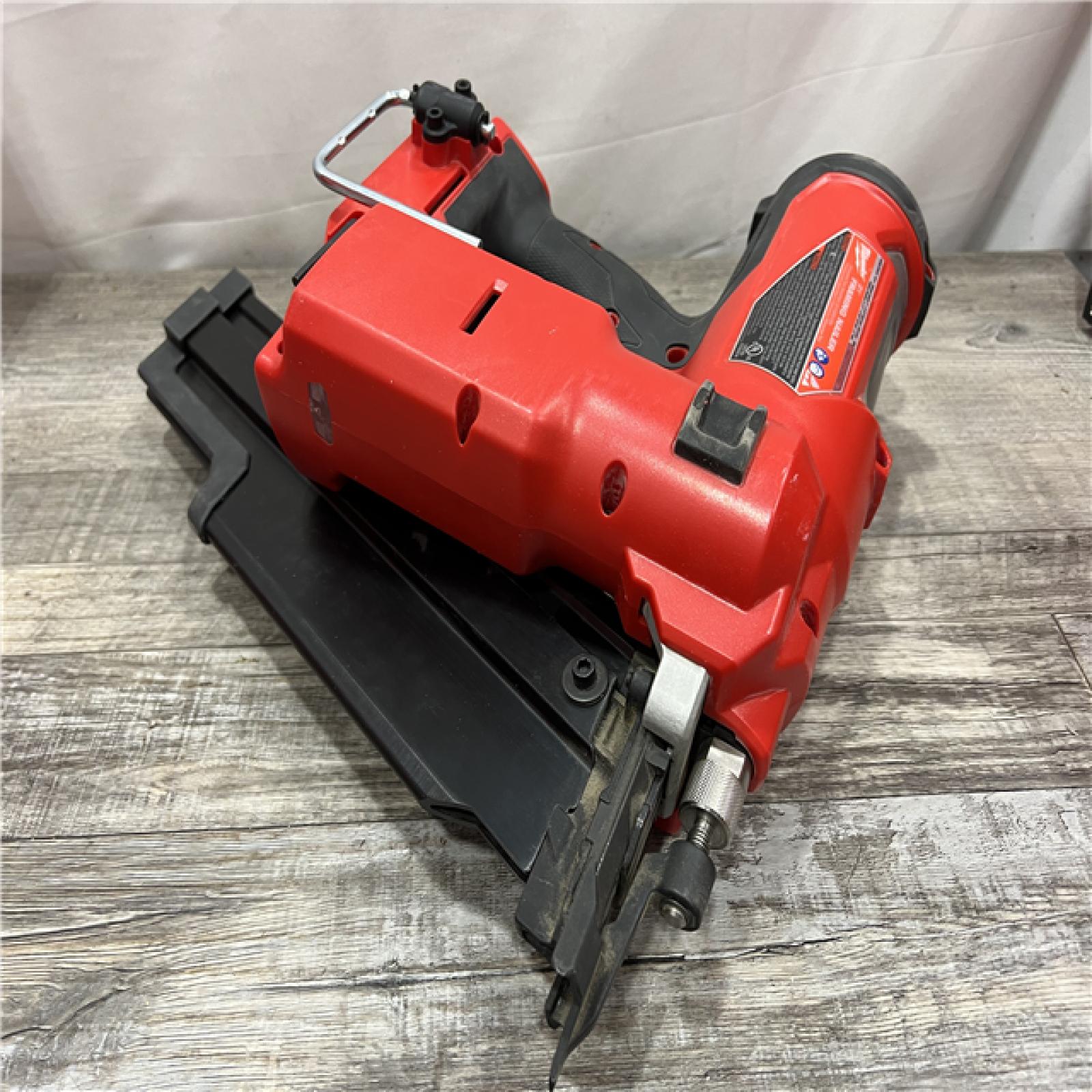 AS-IS Milwaukee 2744-20 M18 FUEL 21-Degree Cordless Framing Nailer (Tool Only)