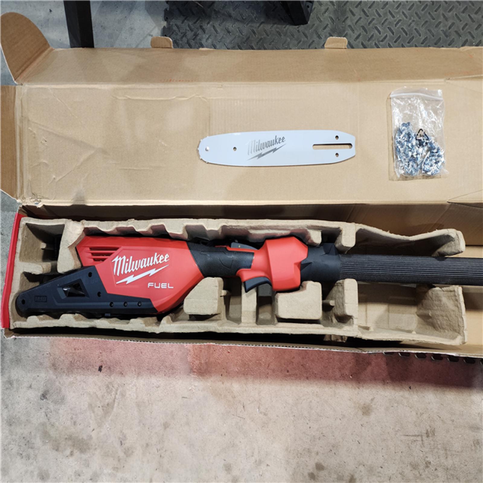 HOUSTON LOCATION - AS-IS (APPEARS LIKE NEW) Milwaukee M18 FUEL 10 in. 18V Lithium-Ion Brushless Electric Cordless Telescoping Pole Saw, 13 Ft. Length (Tool-Only)