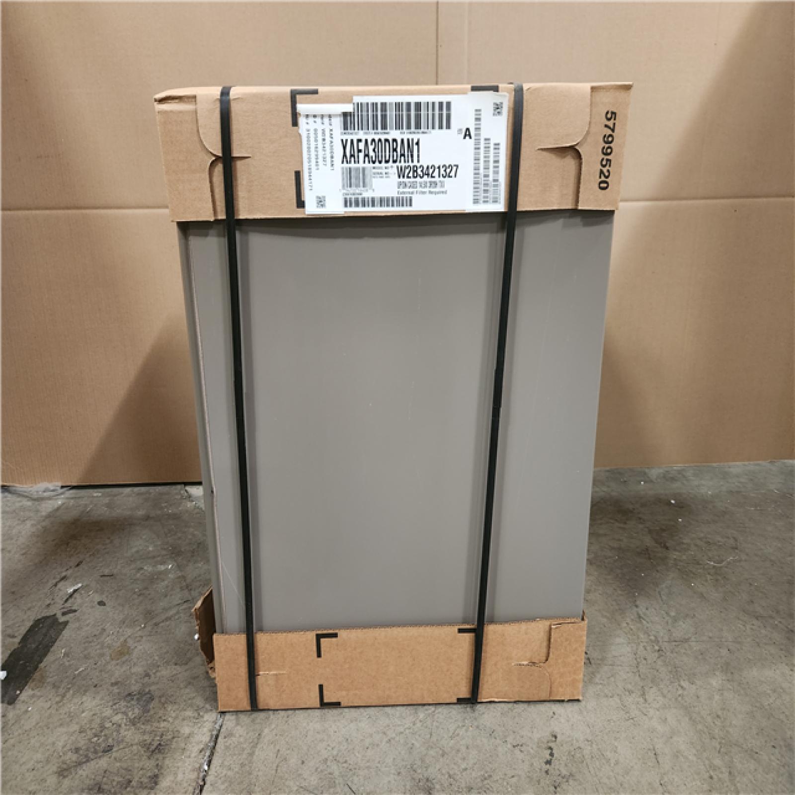 Phoenix Location Johnson Controls XAFB30CBAN1A 3.5 Ton Upflow or Downflow Full Case Coil - 14.5 Cabinet Width