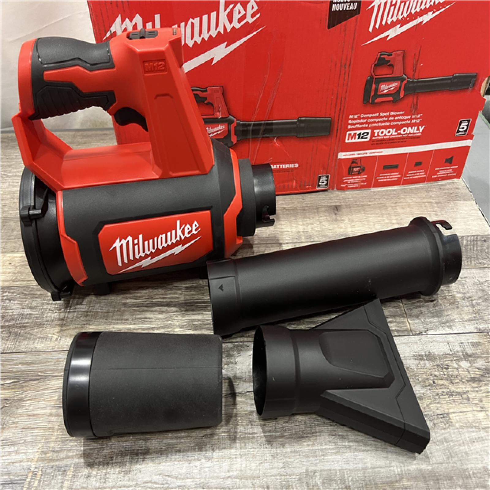 AS-IS Milwaukee Cordless Compact Spot Blower (Tool-Only)