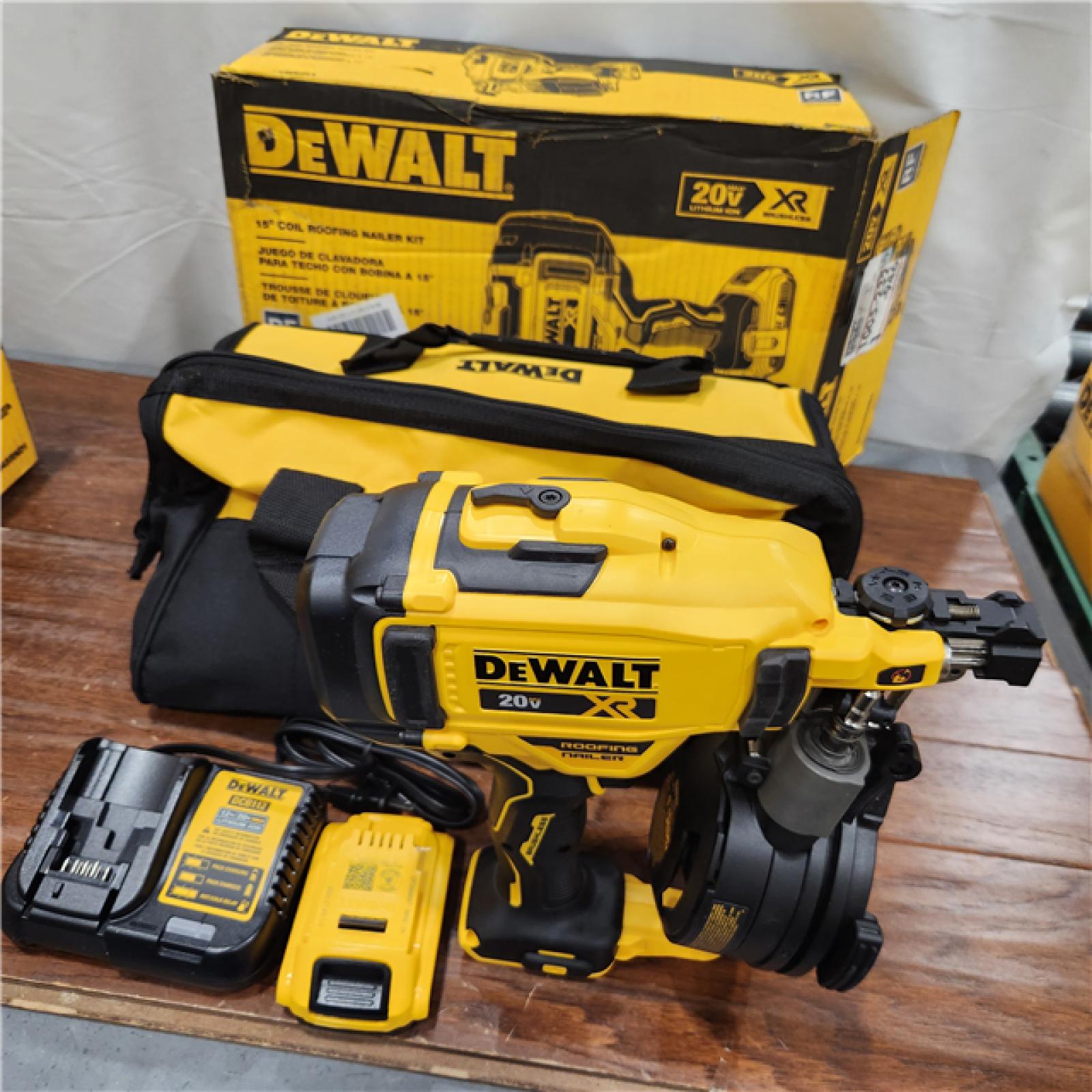 AS-IS DEWALT 2007898 Roofing Nailer Cordless