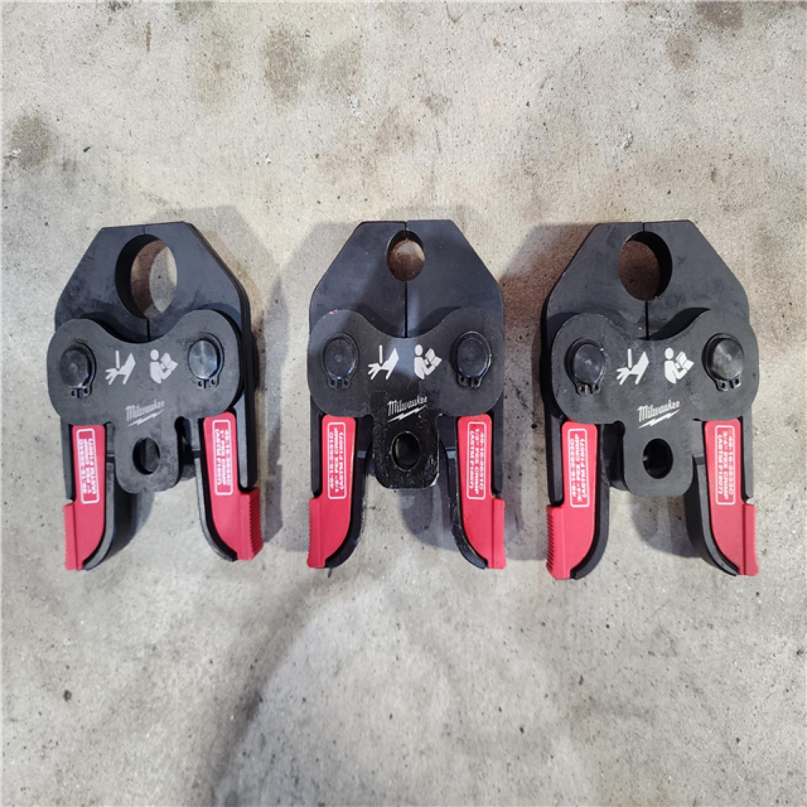 HOUSTON LOCATION - AS-IS Milwaukee M18 18-Volt Lithium-Ion Cordless Short Throw PEX Press Tool Kit with ProPEX/Tubing Cutter and Ratcheting Pipe Cutter