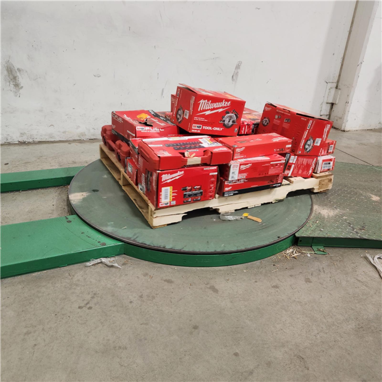 Dallas Location - As-Is MILWAUKEE Tool Pallet