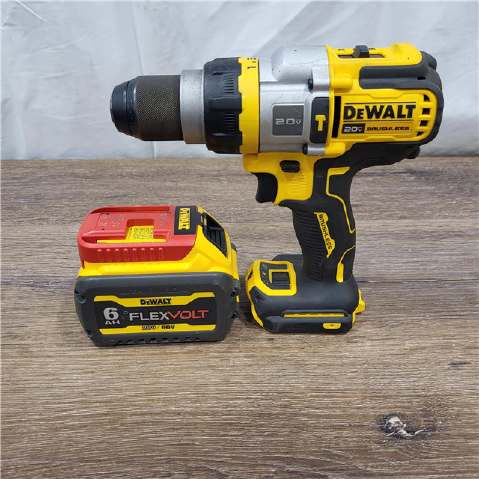 AS-IS Dewalt FLEXVOLT 20 Volt 1/2 in. Brushless Cordless Hammer Drill/Driver Kit (Battery & Charger)