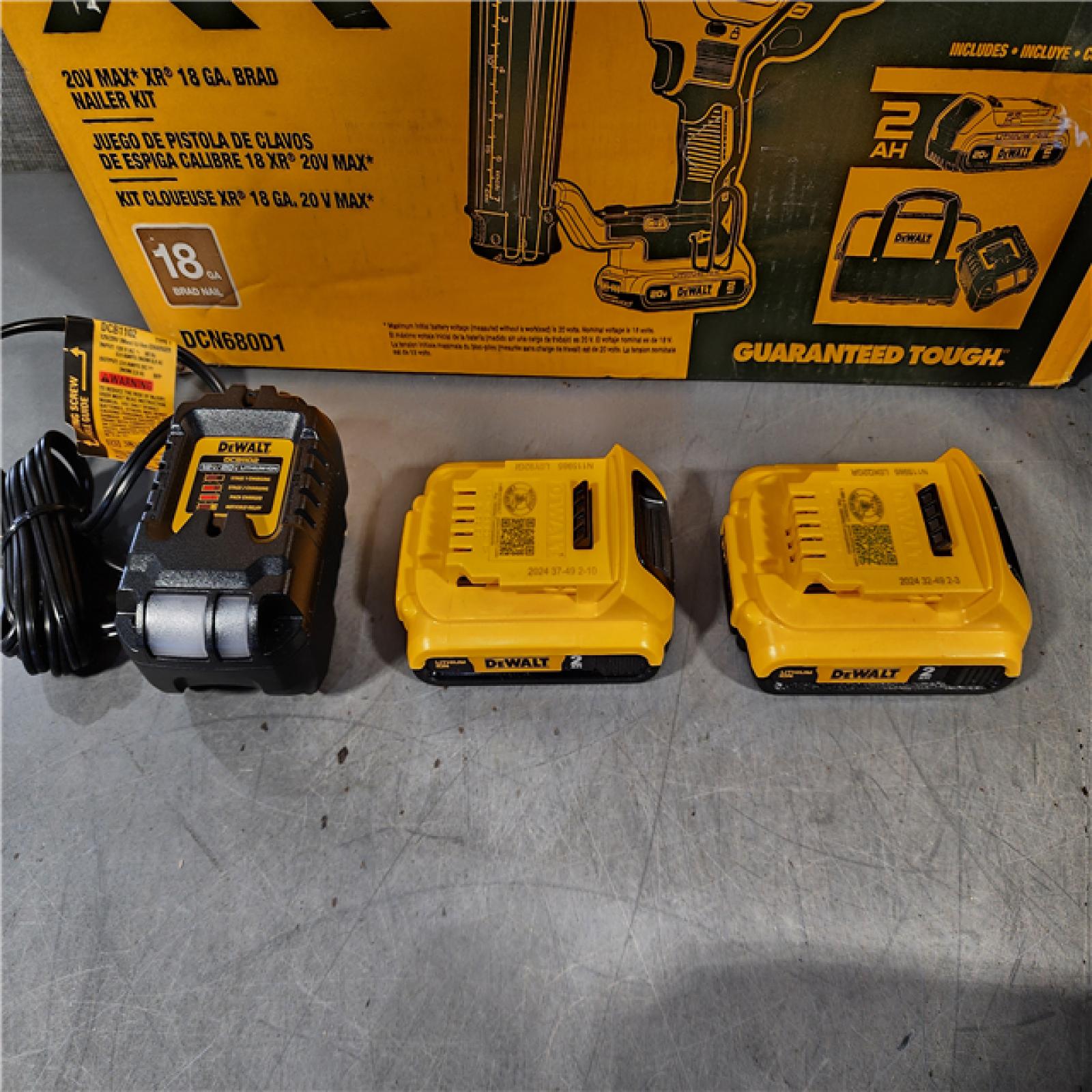 HOUSTON LOCATION - AS-IS DEWALT 20V MAX XR 18 Gauge Brad Nailer Kit