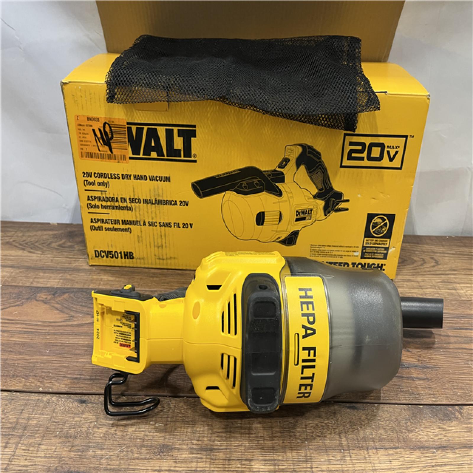 AS IS DEWALT 20V Lithium-Ion Cordless Dry Hand Vacuum kit  (Tool Only)