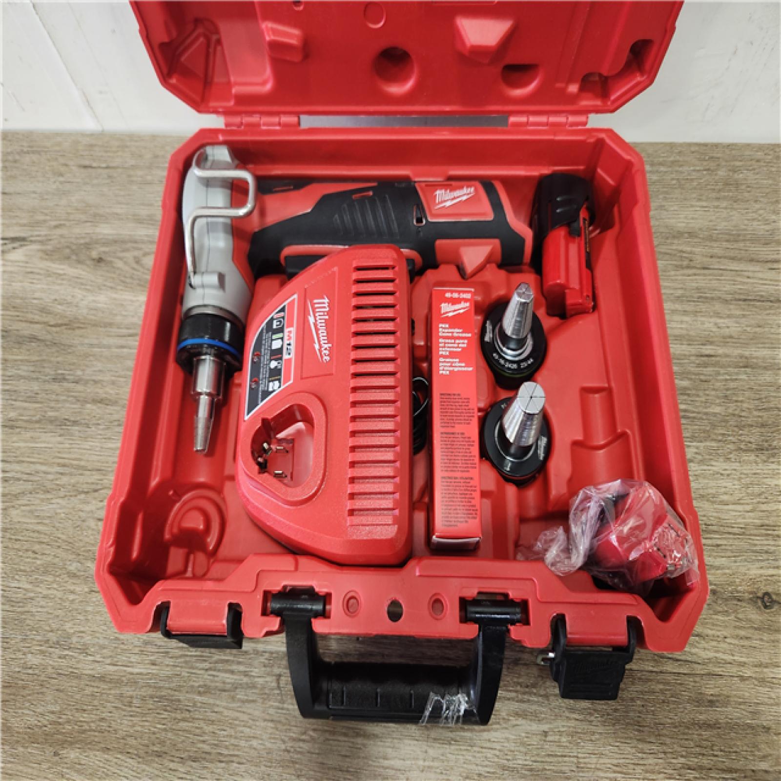 Phoenix Location NEW Milwaukee M12 12-Volt Lithium-Ion Cordless PEX Expansion Tool Kit with (2) 1.5 Ah Batteries, (3) Expansion Heads and Hard Case