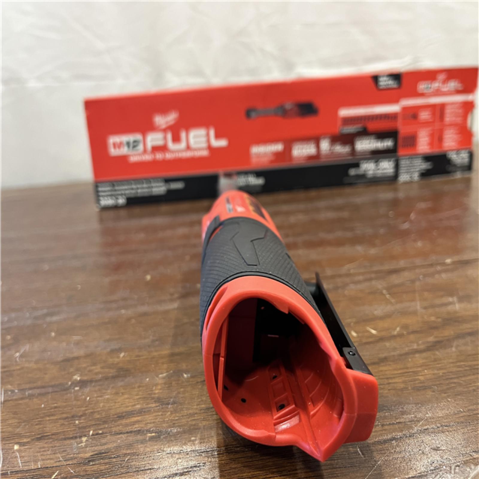 AS-IS Milwaukee M12 FUEL 8 Hedge Trimmer Cutter 2533-20 Tool Only - NEW (ROC033701)