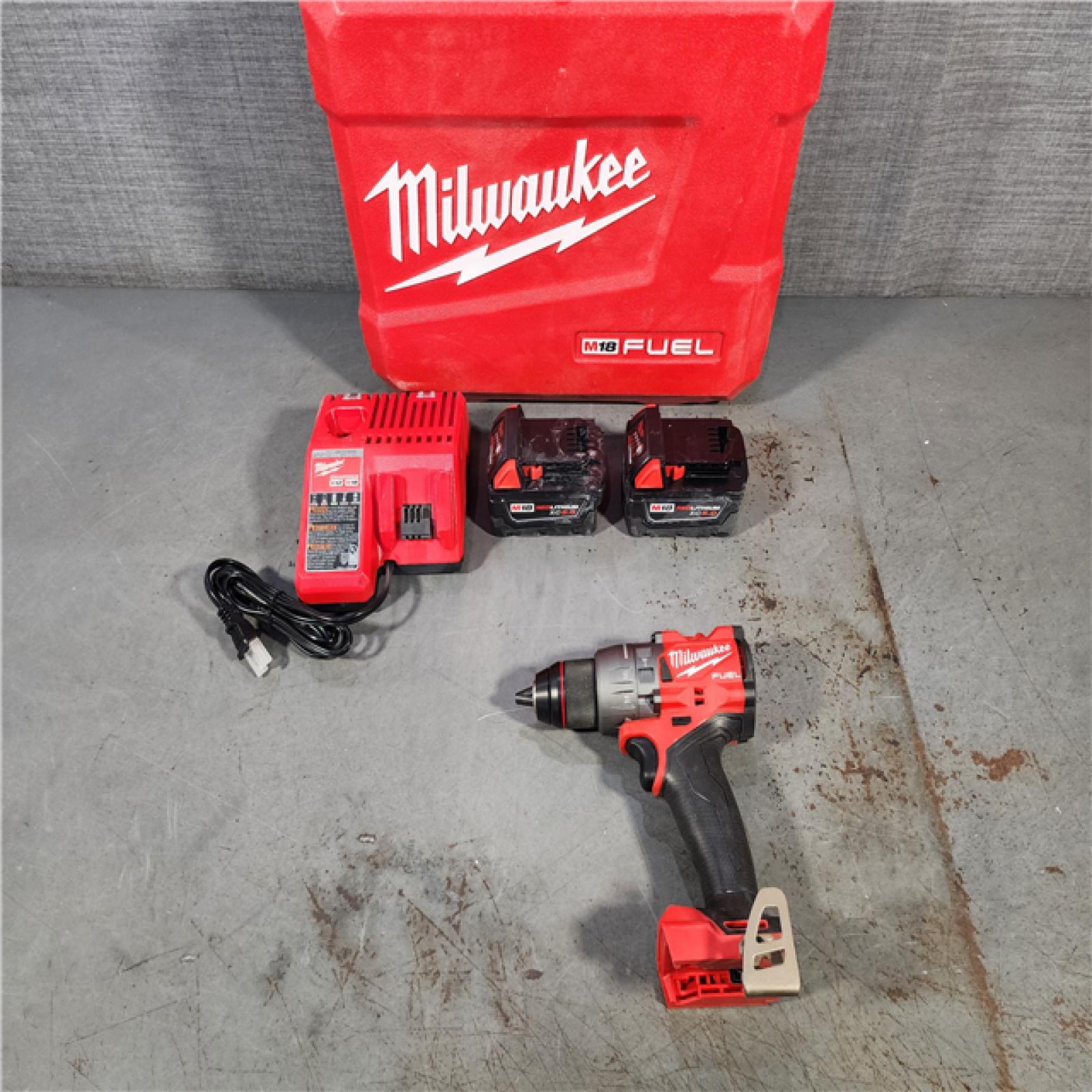 HOUSTON LOCATION - AS-IS Milwaukee 2904-22 Hammer Drill Driver Kit with Batteries  Charger & Tool Case  Red