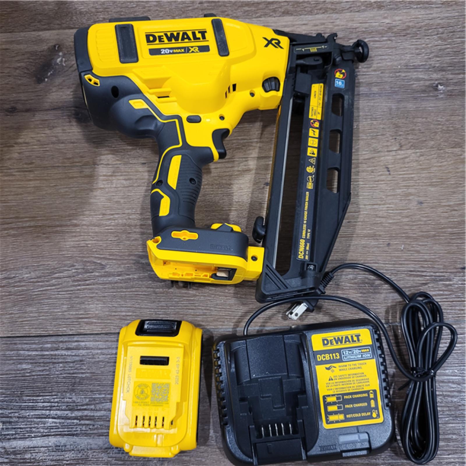 AS-IS DeWalt DCN660D1 20V 16 Gauge Cordless Angled Finish Nailer Kit W/ 2Ah Battery