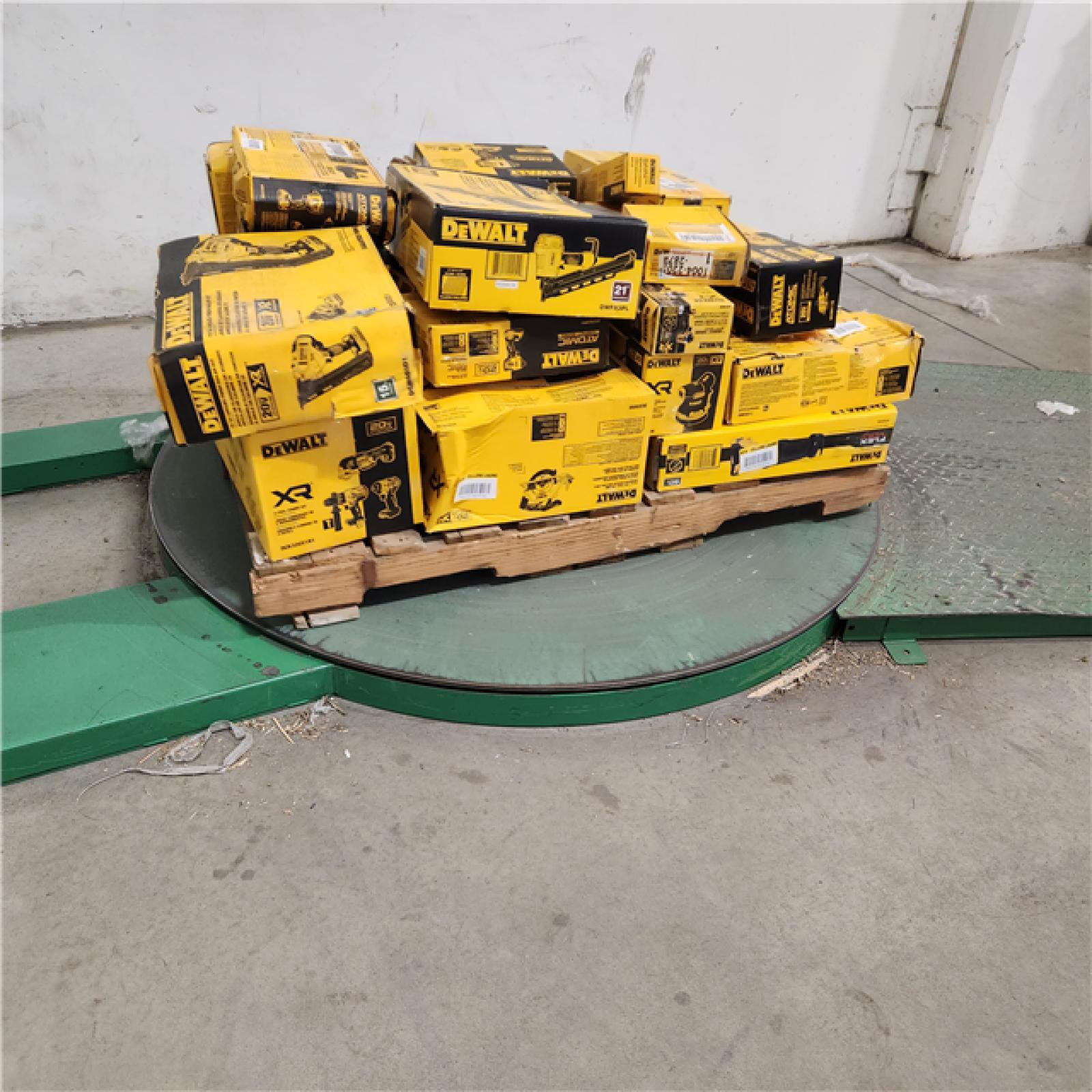 Dallas Location - As-Is DEWALT Tool Pallet