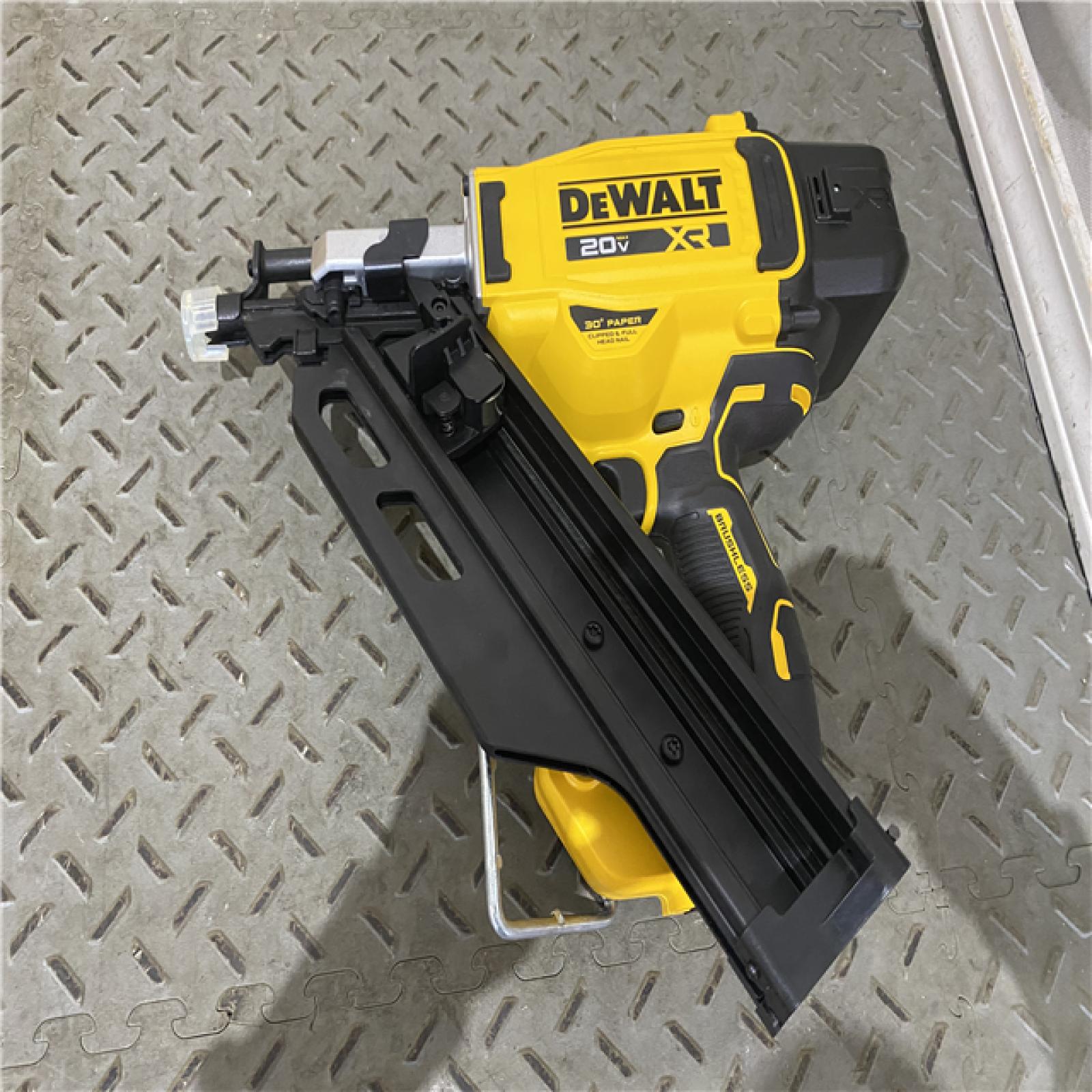 Houston location AS-IS DEWALT 20-Volt 30Â° Cordless Framing Nailer (Tool-Only)