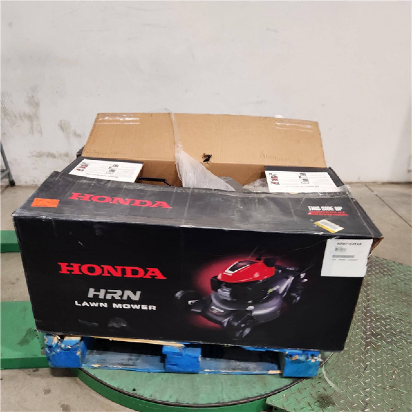 Dallas Location - As-Is Honda 21 in. 3-in-1 Gas Self-Propelled Lawn Mower(Lot Of 2)