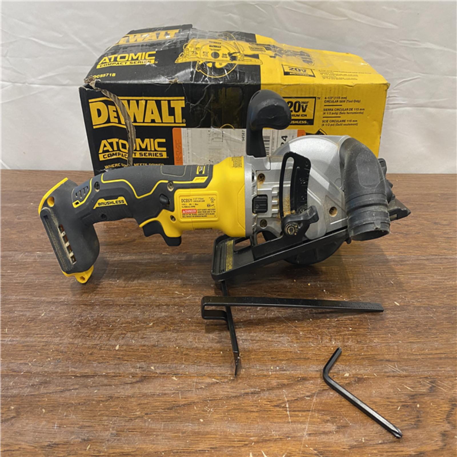 AS-IS DEWALT ATOMIC 20V MAX Cordless Brushless 4-1/2 in. Circular Saw (Tool Only)