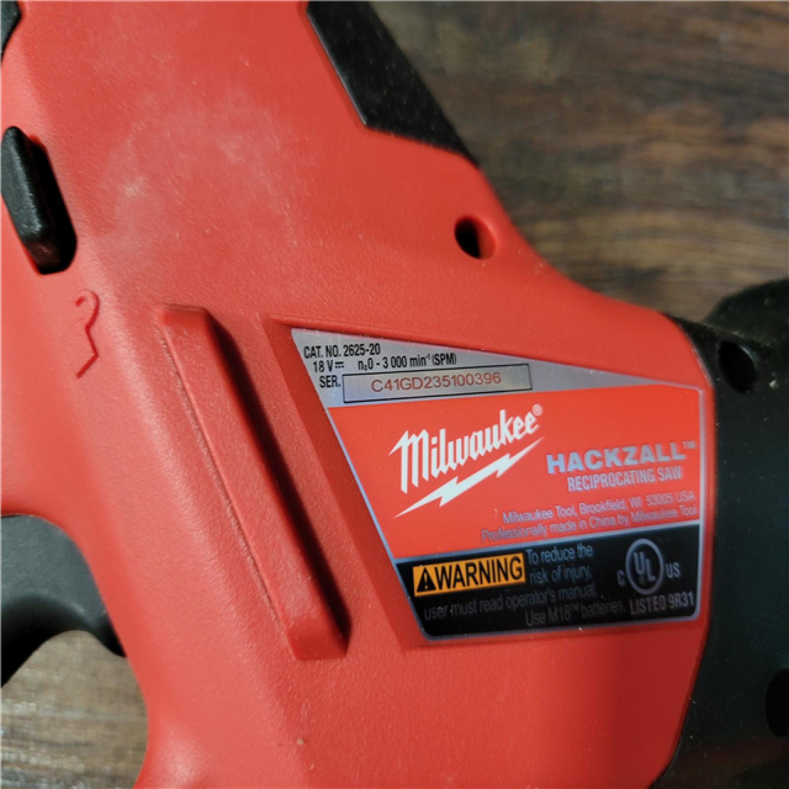 CALIFORNIA NEW MILWAUKEE M18 4-TOOL COMBO KIT (2 BATTERIES, 1 CHARGER, AND BAG INCLUDED)