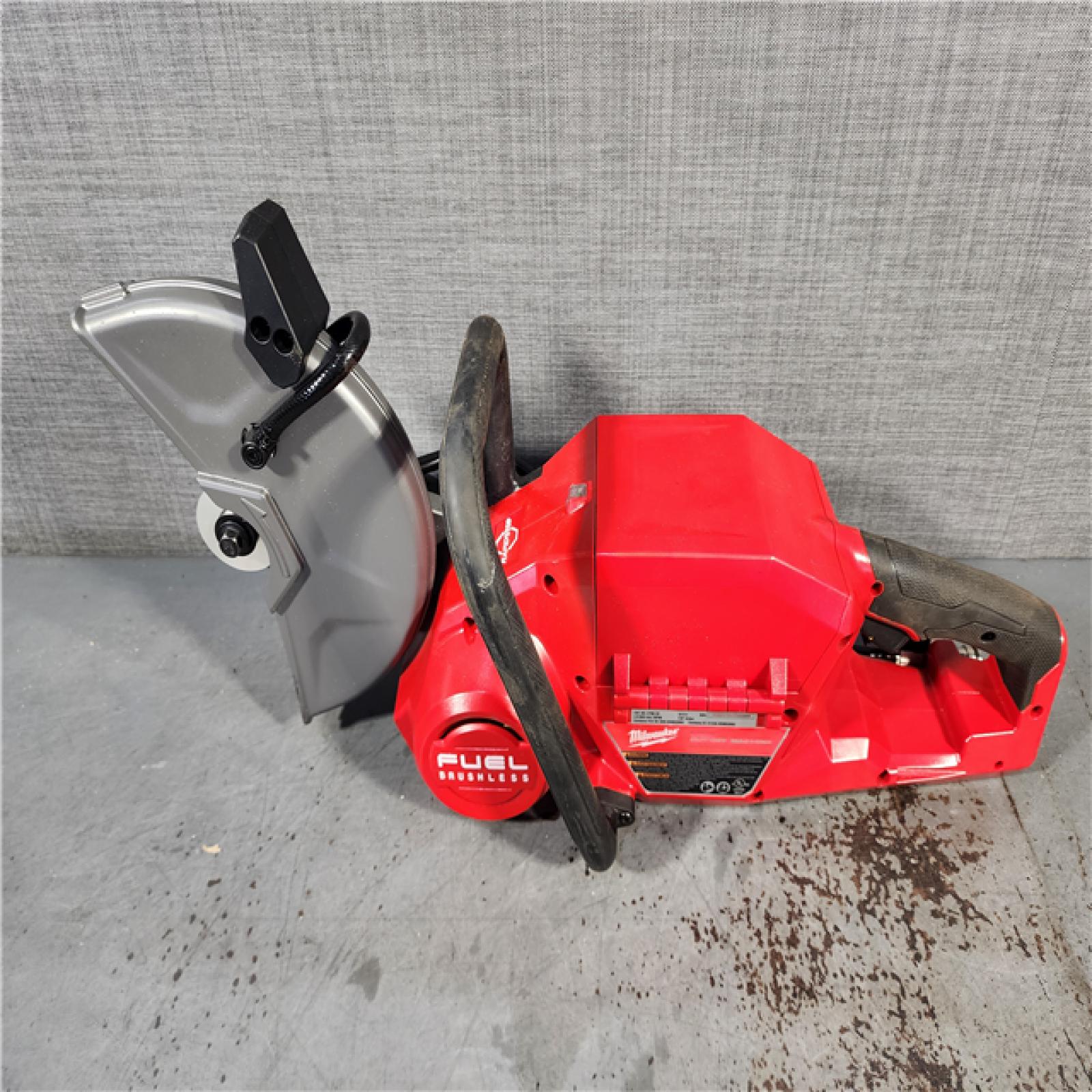 HOUSTON LOCATION - AS-IS Milwaukee 2786-20 M18 FUEL Lithium-Ion 9 in. Cut-Off Saw W/ ONE-KEY (Tool Only)