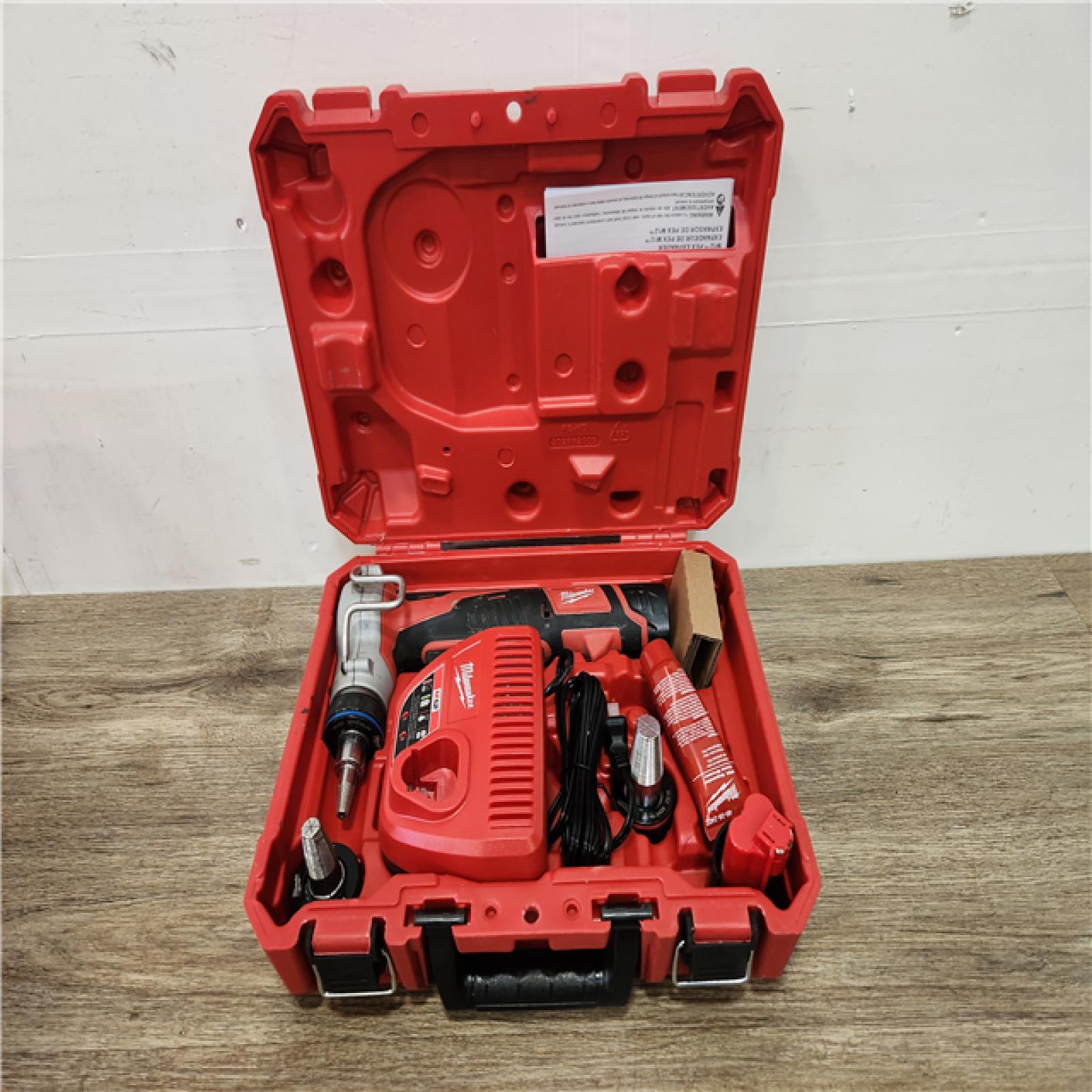 Phoenix Location NEW Milwaukee M12 12-Volt Lithium-Ion Cordless PEX Expansion Tool Kit with (2) 1.5 Ah Batteries, (3) Expansion Heads and Hard Case