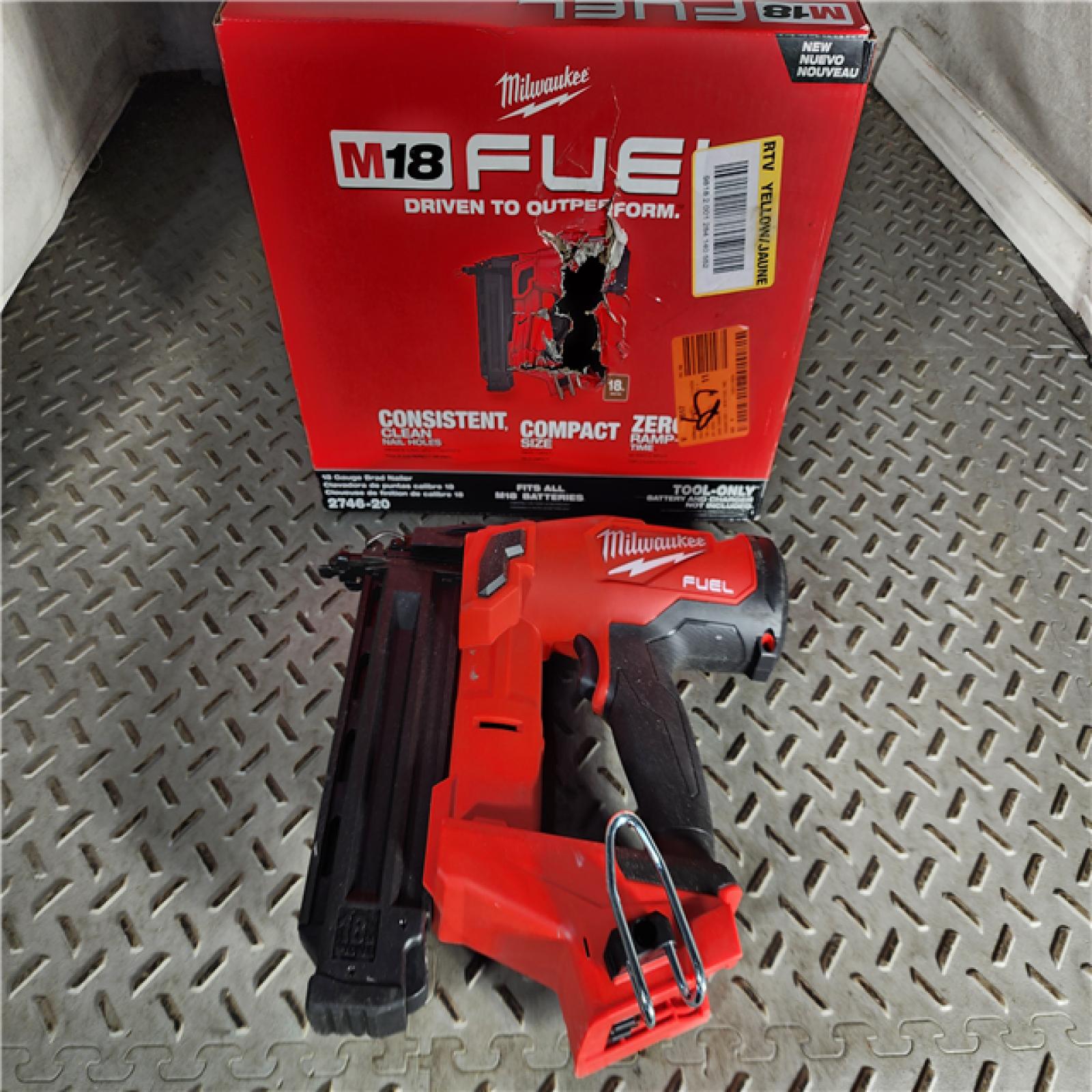 HOUSTON LOCATION - AS-IS Milwaukee M18 Fuel 18V Brushless 18-Gauge Brad Nailer 2746-20 (Bare Tool)