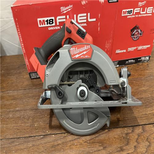 AS-ISMilwaukee M18 FUEL 18V Lithium-Ion Brushless Cordless 7-1/4 in. Circular Saw (Tool-Only)