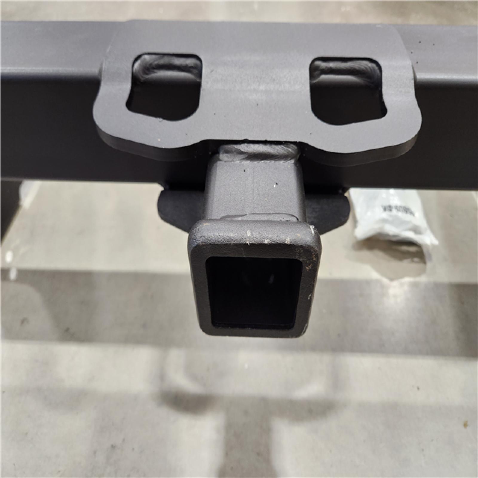 AS-IS Curt Commercial Duty Class V Trailer Hitch (15809)