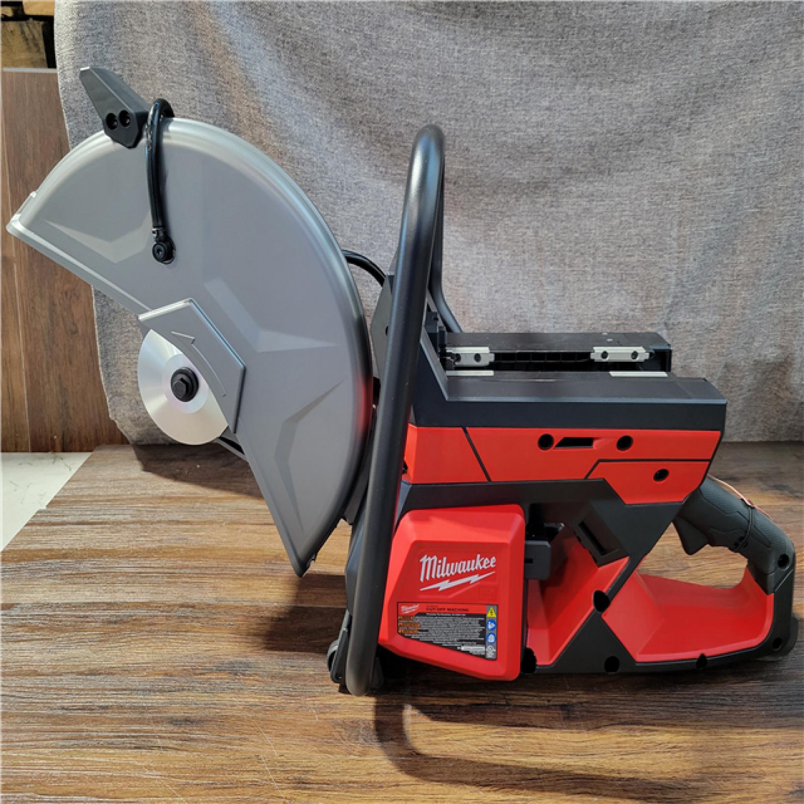 CALIFORNIA NEW MILWAUKEE 14 CUT-OFF SAW (2 BATTERIES, CHARGER, AND BAG INCLUDED)