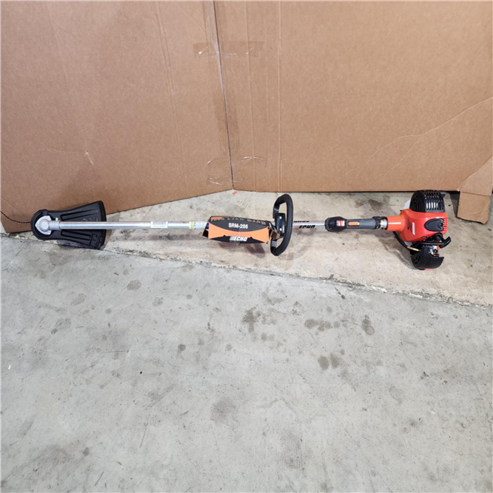 HOUSTON LOCATION - AS-IS (1) Echo Straight Shaft Gas Trimmer 25.4 CC, Lawn Equipment 2 Cycle / Model # SRM-266