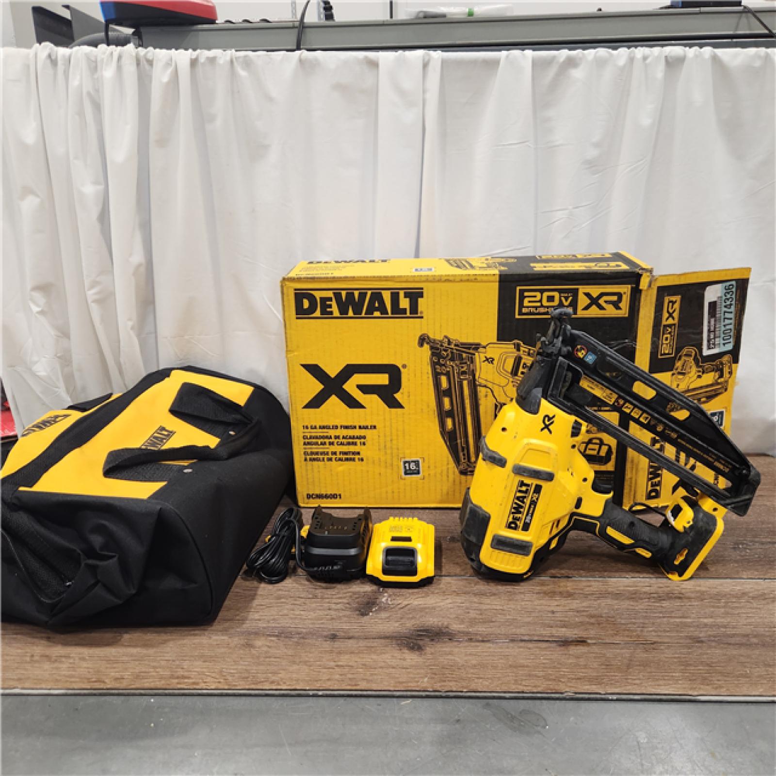 AS IS DeWalt DCN660D1 20V 16 Gauge Cordless Angled Finish Nailer Kit W/ 2Ah Battery